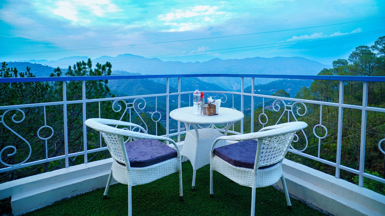 Sky deck views at resort in Nahan